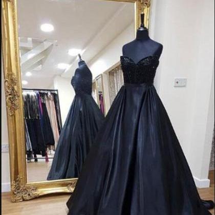 Sweetheart Ball Gown Sexy Black Wedding Dress..