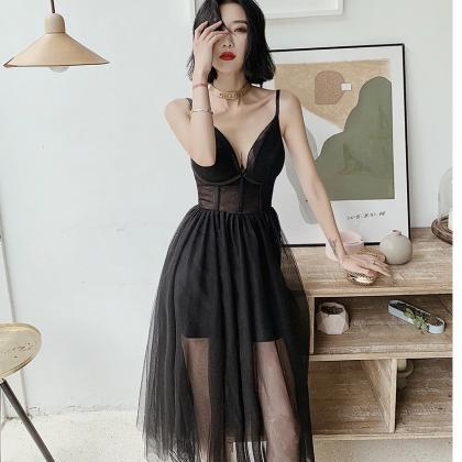Black Tulle V-neckline Party Dress With Straps..
