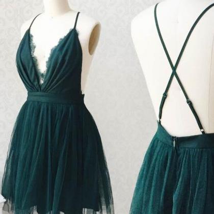 V-neckline Dark Green Tulle with Lace Short Homecoming Dress, Green Short Prom Dress