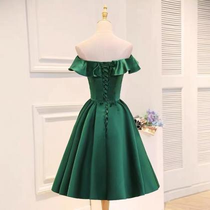 Green High Quality Satin Homecoming Dres Off..