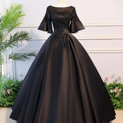 Black Round Neck Satin Lace Long Prom Dress..