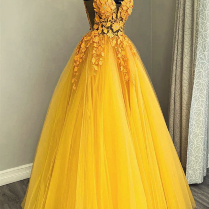 Yellow V-neck Low Back Tulle With Lace Long Party..