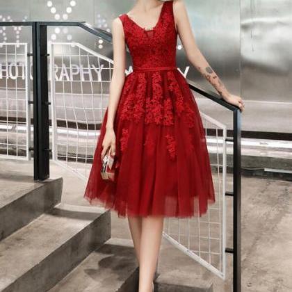 Red V-neckline Knee Length Party Dress Formal..