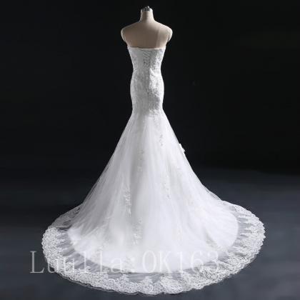 Women Fashion Applique White/ivory Wedding Dress..