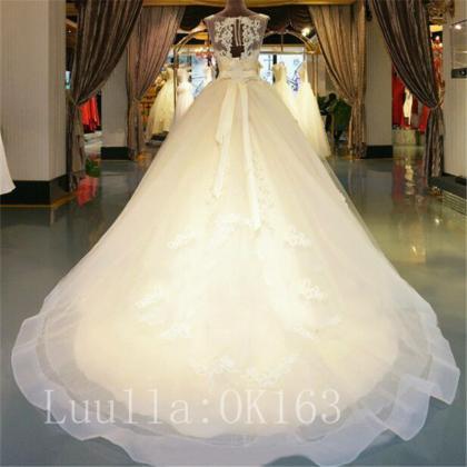 Women Fashion White/ivory Ball Gown Wedding Dress..