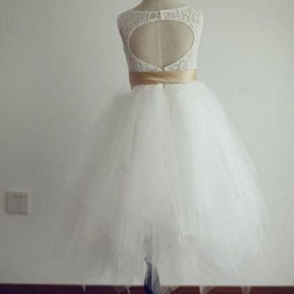 Real Flower Girl Dresses With Sashes Keyhole..