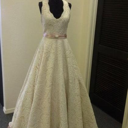 V-neck Wedding Dress Lace Wedding Dress A-line..