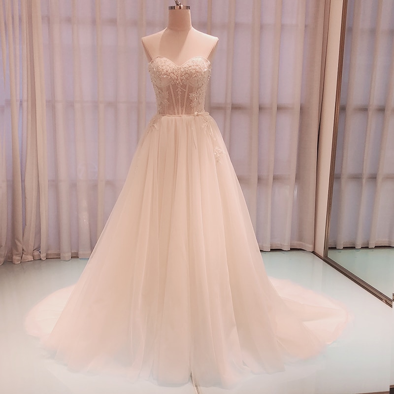 Gorgeous Appliques Court Train A-line Wedding Dresses Luxury Beaded Strapless Backless Bridal Gown Robe De Mariee