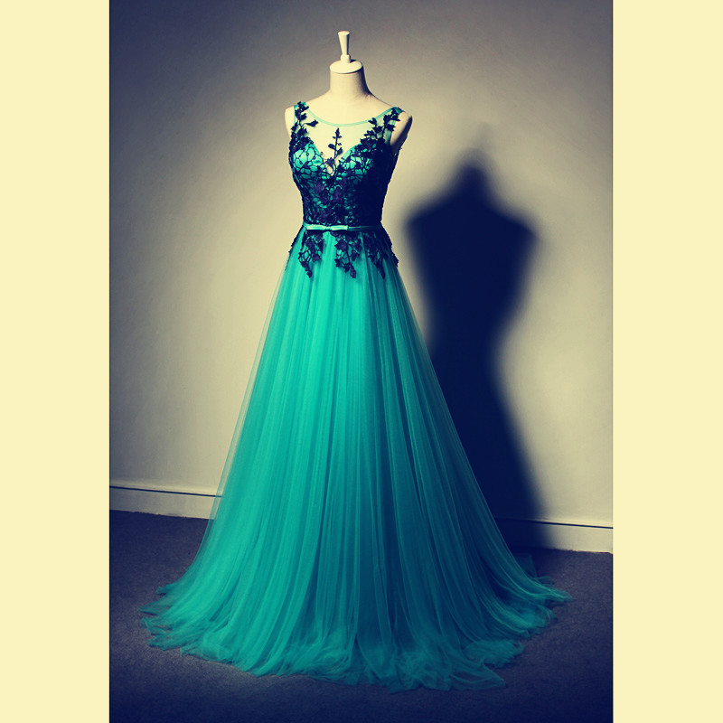 Green Prom Dress Lace Appliques Evening Dress,a-line Dress
