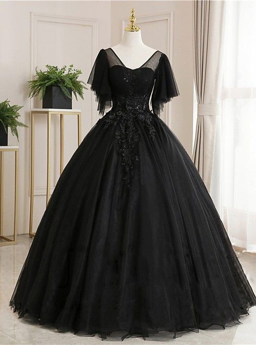 Ball Gown Luxurious Prom Dress Scoop Neck Short Sleeve Floor Length Tulle With Pleats Embroidery