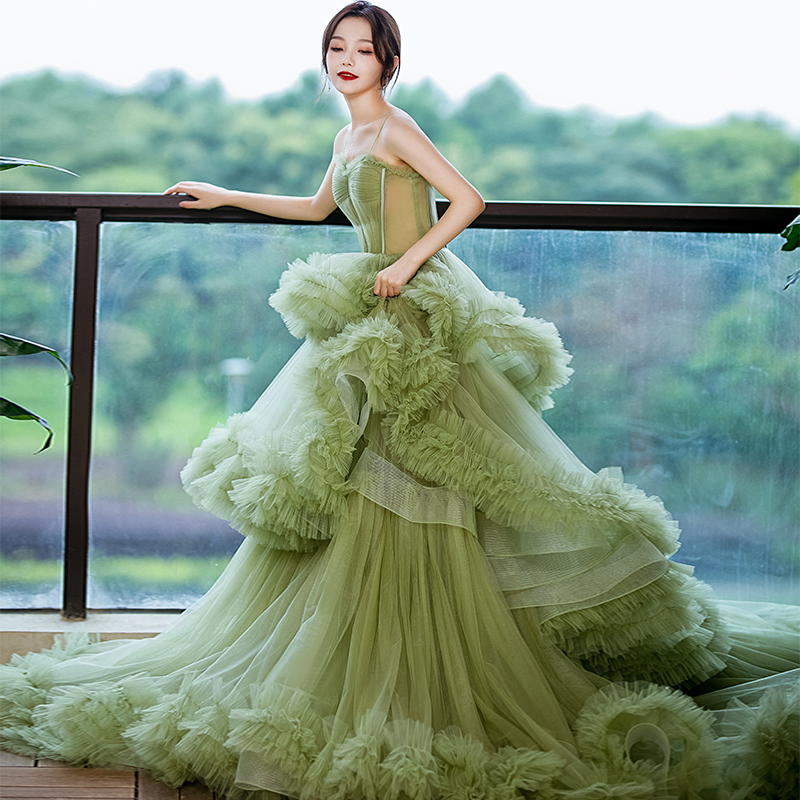 Luxury Fashion Green Long Train Wedding Dress Bridal Gown Custom Made