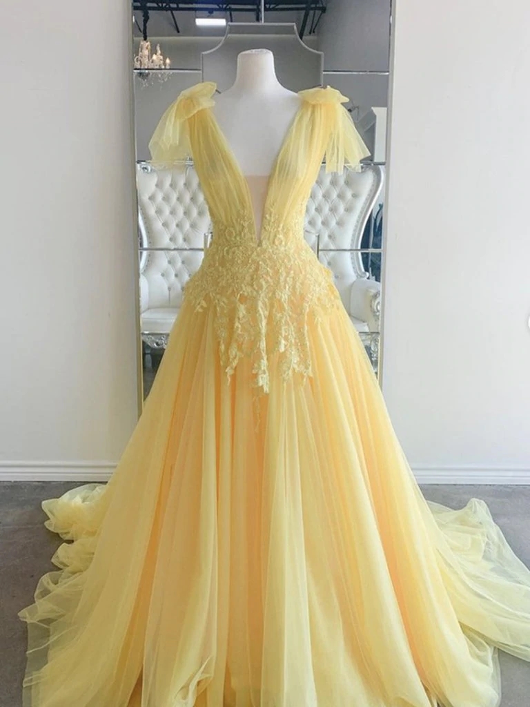 V Neck Yellow A Line Applique Tulle Prom Dresses Formal Evening Dresses Formal Occasion Dress
