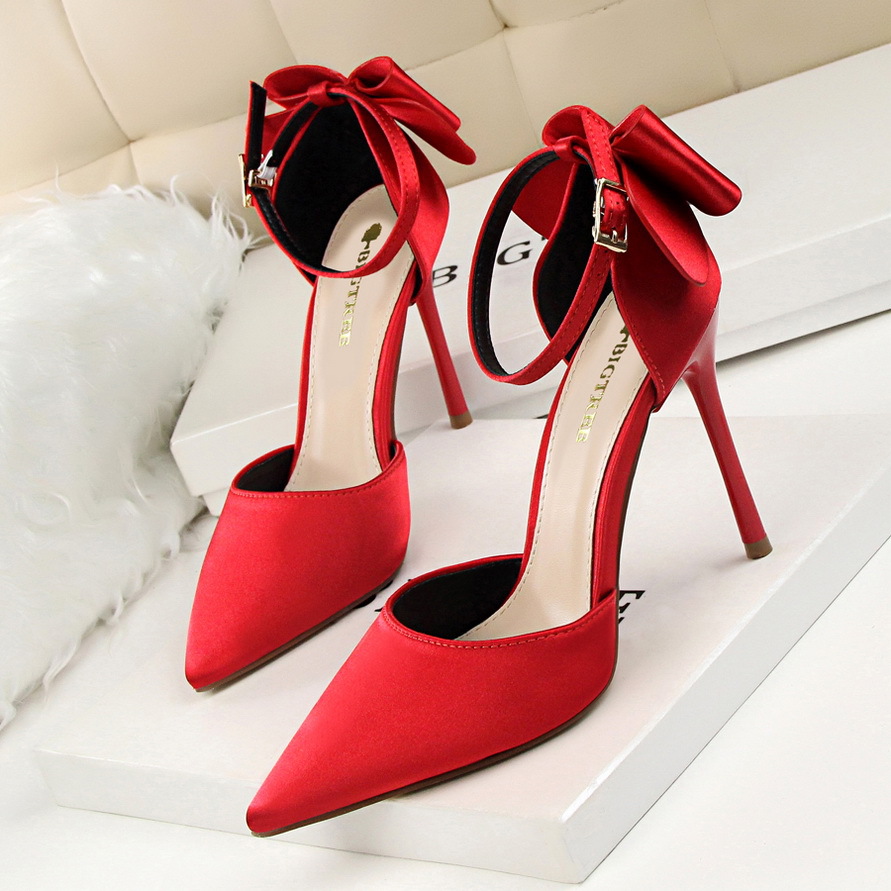 Korean Version Of Sweet Beauty Shoes Stiletto High Heels Shallow Mouth Pointed Toe Satin Hollow Back Bow One Word Strap Sandals S011