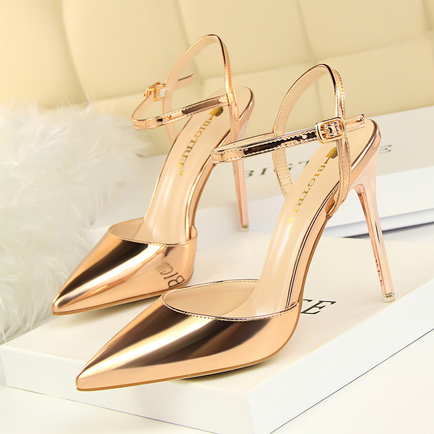 Simple Stiletto High-heeled Shallow Open Pointed Patent Leather Sexy Nightclub Thin One-word Belt Women's Sandals (heel 10.5cm) S024
