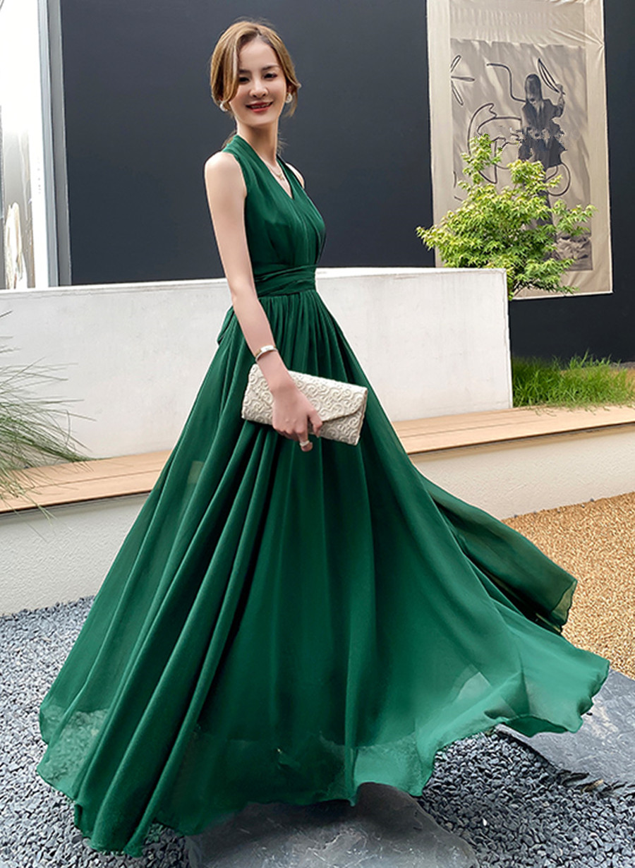 Sleeveless Green Evening Gown With Flowing Skirt on Luulla