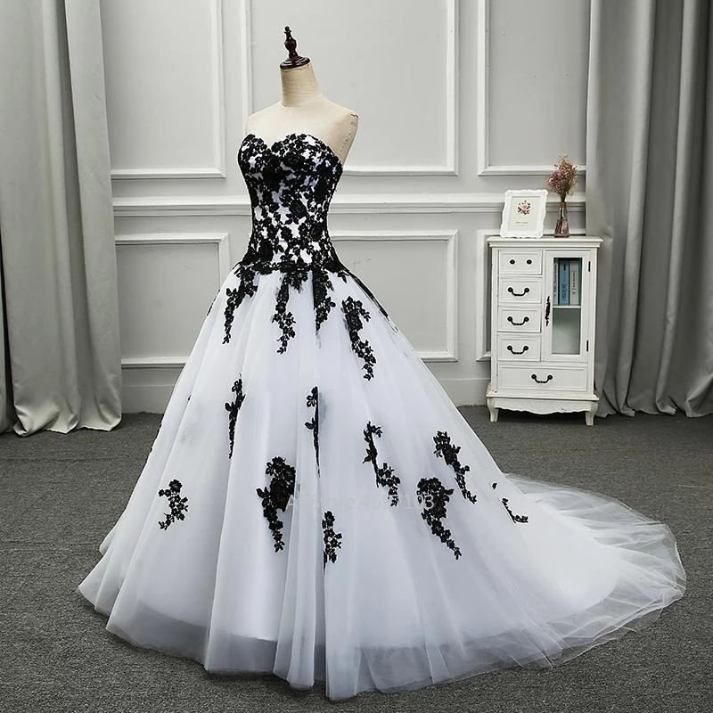 White And Black Lace Applique Elegant Tulle With Lace Prom Party Dresses Appliqued Sweetheart Formal Evening Dresses Sa52
