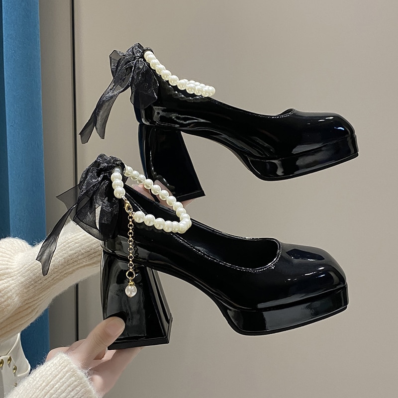 Thick black high heels hotsell