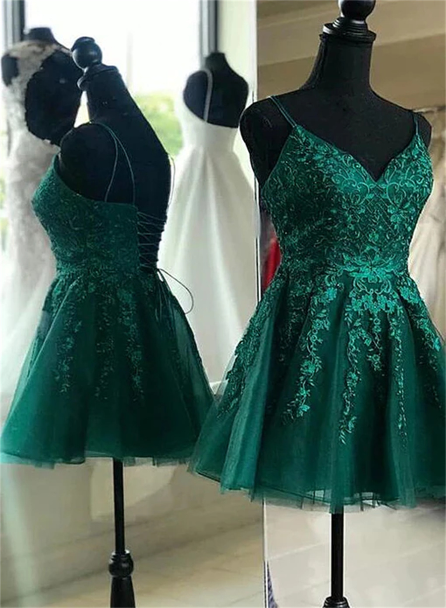 Green V-neckline Lace And Tulle Short Prom Dress Green Homecoming Dresses Sa795