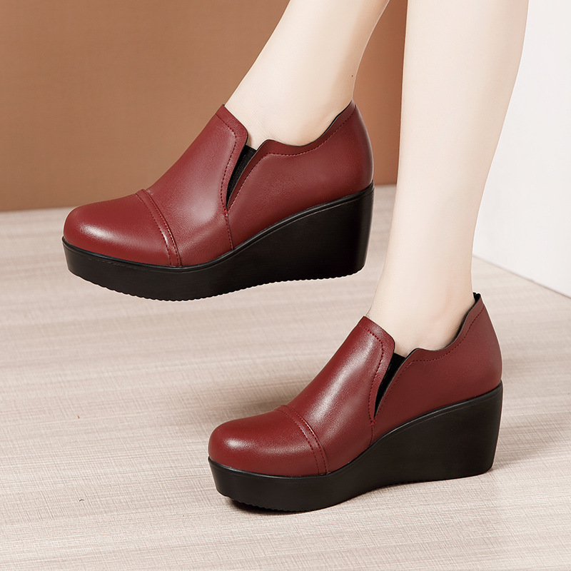 Slope With Medium Heel And Deep Mouth Single Shoes Women Autumn And Winter Muffin Bottom Thick Bottom Waterproof Platform Round Toe Plus Size
