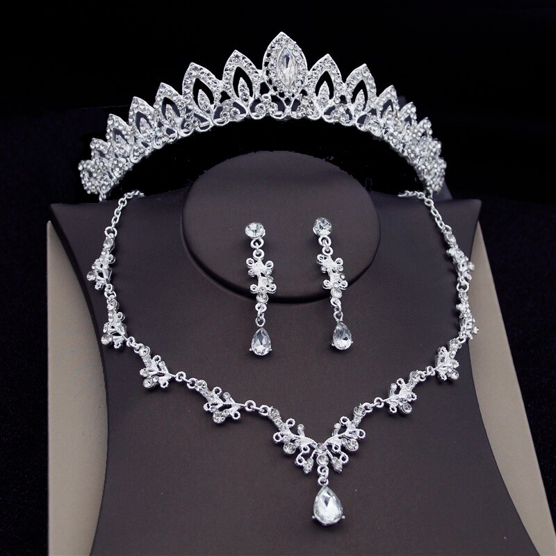Costume Tiaras Bride Sets Bridal Jewelry Sets Gold Colors Crown Earrings Necklace For Women Wedding Je101