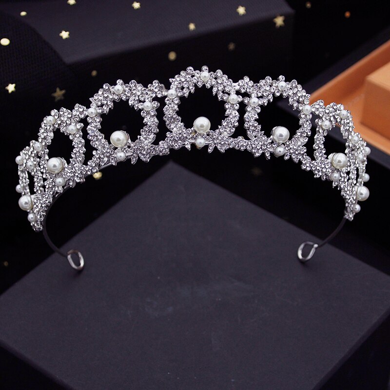 Rhinestone Pearls Wedding Crown Bride Tiaras Headbands Royal Queen Evening Diadem Prom Party Bridal Hair Jewelry Accessories Je112