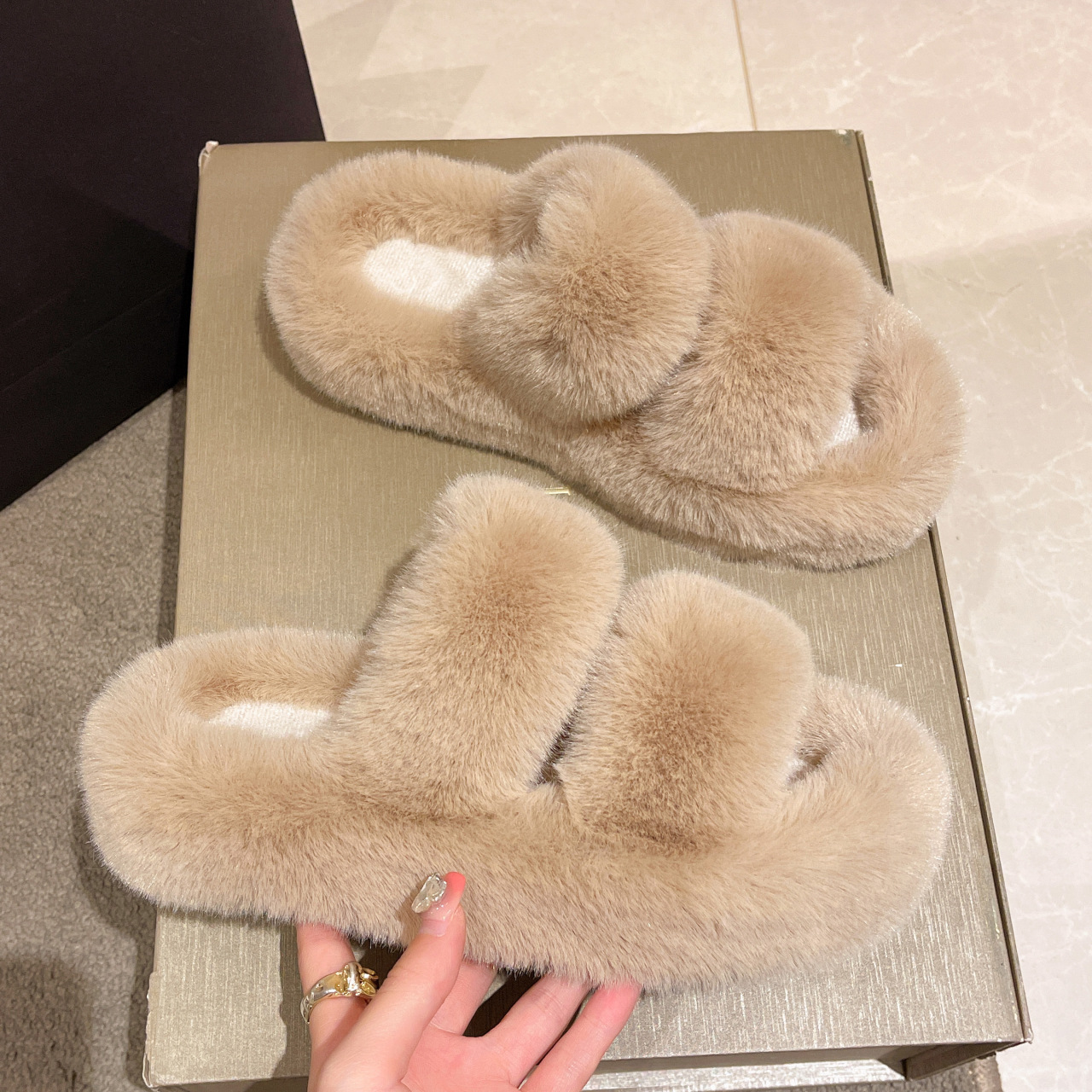Thick-soled Furry Korean Style Parallel-bar Furry Shoes Home Warm Soft-soled Cotton Slippers For Women H287
