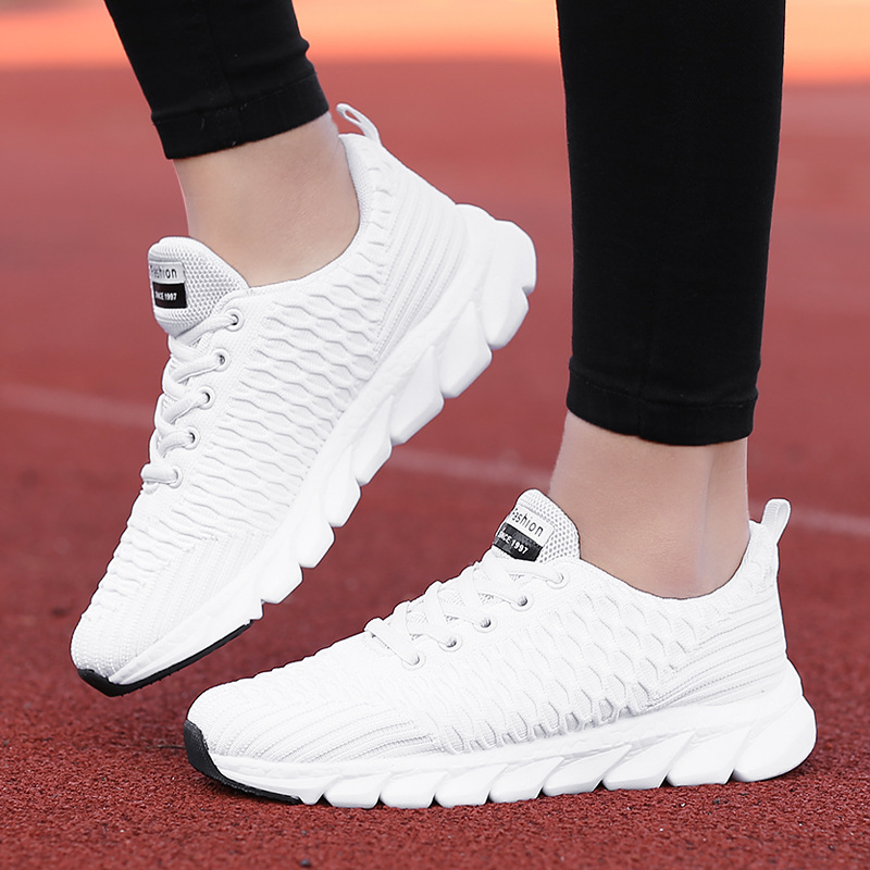 Korean Style Versatile Lightweight Women's Shoes Lace-up Casual Shoes Fashion Sneakers For Women H479