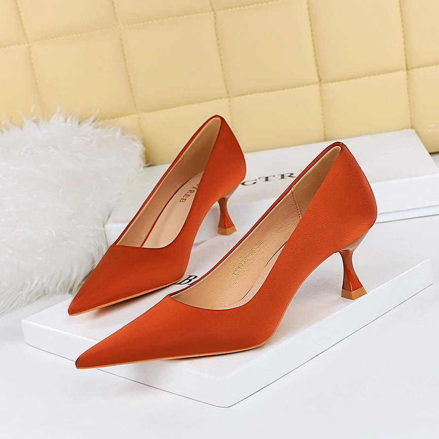 Fashionable, Simple And Versatile High Heels, Wine Glass Heels, High Heels, Shallow Pointed Toe, Satin Single Shoes For Women H516