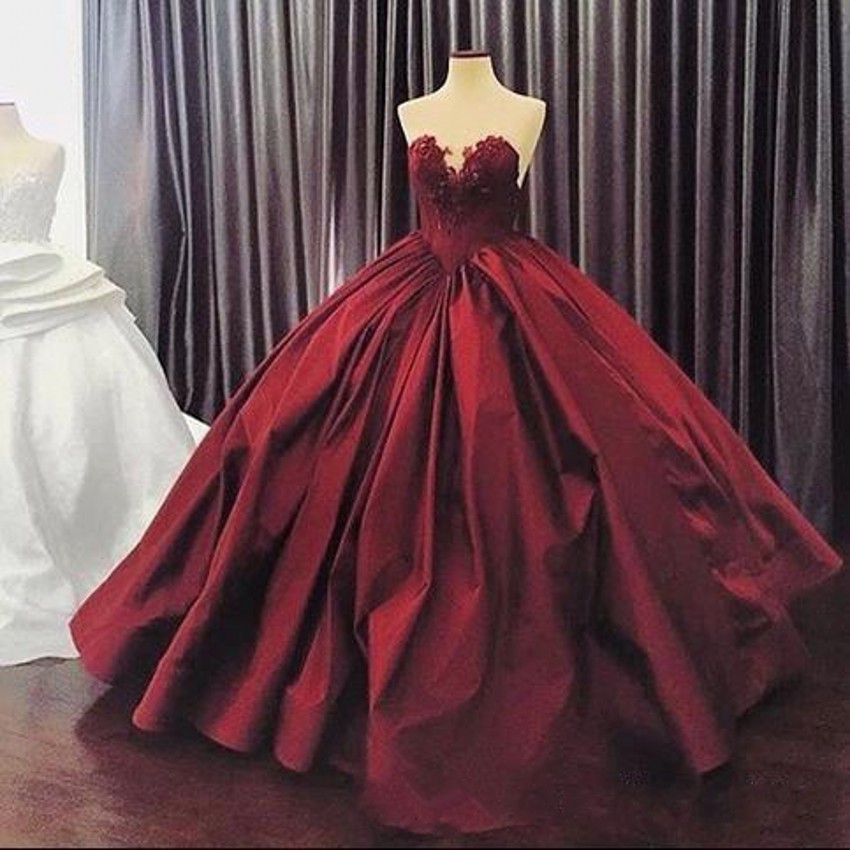 Burgundy Quinceanera Dresses 2017, Puffy Ball Gown Lace Quinceanera Dress For 15 Year, Formal Burgundy 16 Year Prom Dress, Sexy Sweetheart Corest Back Long Burgundy Party Dress, Floor Length Burgundy Appliques Party Dress 2017 JA221
