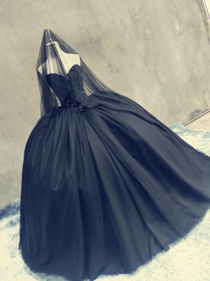 wedding black princess gown