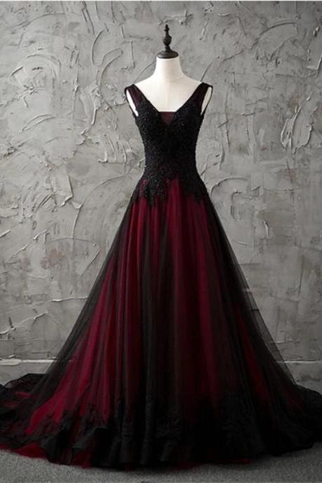 Gothic V-neck Sleeveless Black And Red Wedding Dresses Lace Appliques Beading Country Chic Wedding Dresses Low Back Wedding