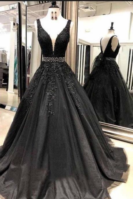 Black V-neck Beaded Tulle Prom Dresses