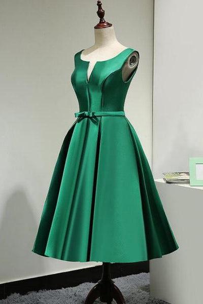 Dark Green V Neck Satin Bridesmaid Dress , Short Prom Dresses, D076