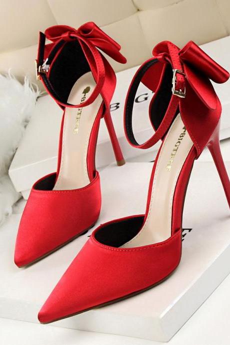 Korean version of sweet beauty shoes stiletto high heels shallow mouth pointed toe satin hollow back bow one word strap sandals S011