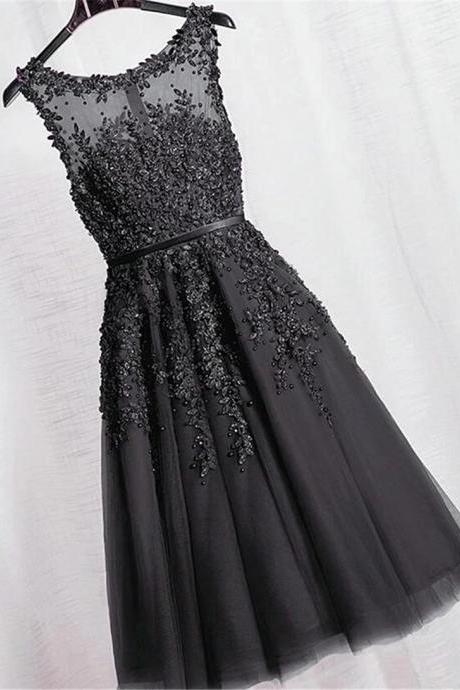 Beautiful Black Tulle Short Party Dress Evening Dress Lace Applique Bridesmaid Dress F61