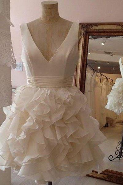 Cute V-neck Ruffled Short White Skirt Prom Dress Simple Homecoming Dresses Ss76