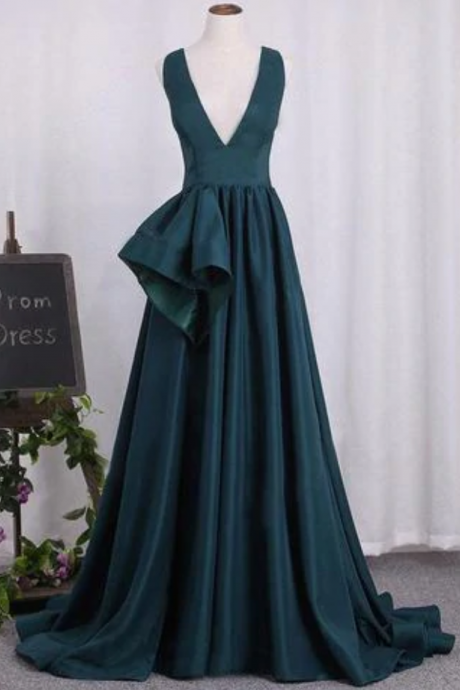 Green Deep V Neck Prom Dress Full Length Evening Dress Ss737