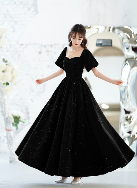Black Velvet Short Sleeves A-line Lace-up Party Dress Hand Made Long Wedding Party Dress Ss810
