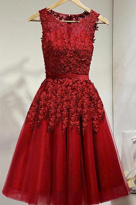 Beautiful Short Wine Red Beaded Homecoming Dress Round Neckline Short Prom Dress Sa305