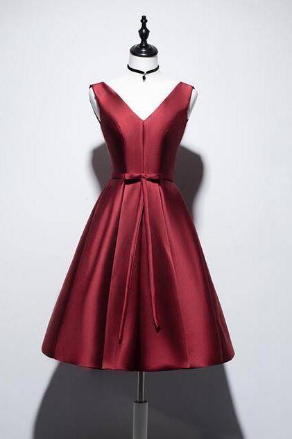 Beautiful V-neckline Wine Red Homecoming Dress, Hand Made Custom Short Prom Dress Sa366