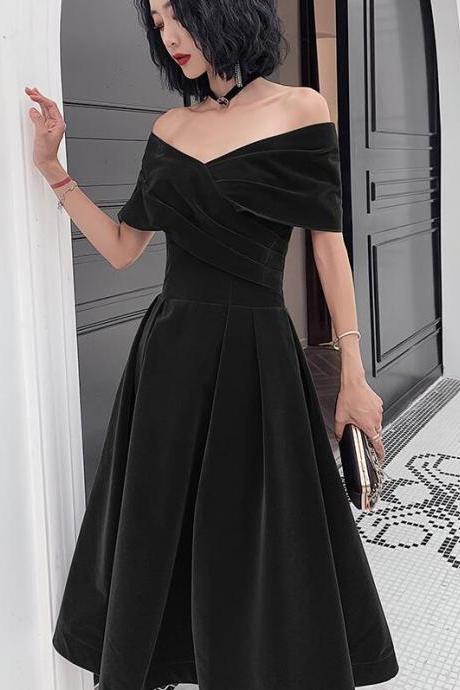 Black Off Shoulder Velvet Tea Length Bridesmaid Dress Formal Dress Short Black Party Dress Sa1439