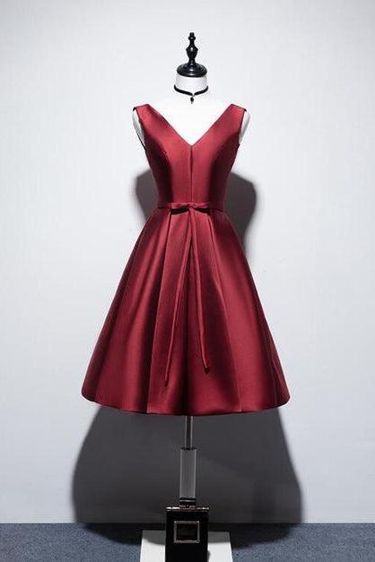 Wine Red V-neckline Satin Lace-up Homecoming Dress Formal Short Prom Dress Sa2329