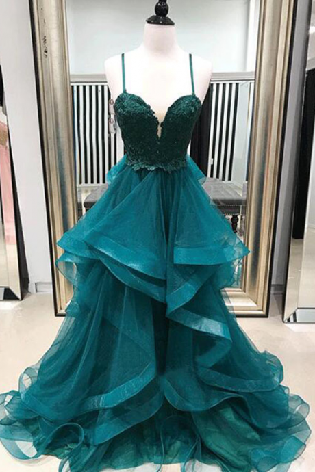 A-line Spaghetti Straps Green Tiered Long Prom Dress Formal Dress With Appliques Sa2592