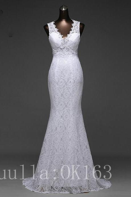 Sleeveless V-neck Lace Mermaid Wedding Dress Featuring Open Back
