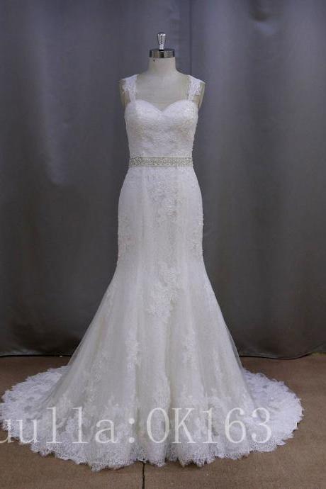 Sleeveless Full Lace Mermaid Wedding Dress Featuring Open Back