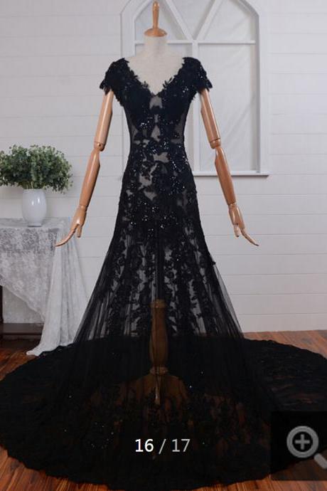 winter Amazing black lace appliques short sleeve backless wedding dresses chapel train sexy luxury elegant wedding gowns C87