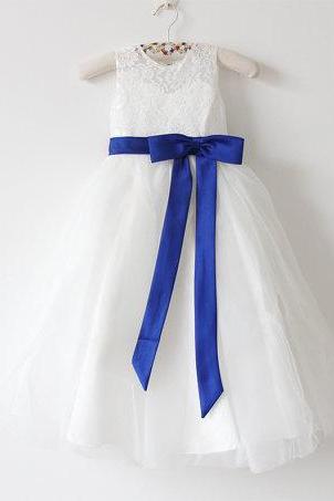 Light Ivory Flower Girl Dress Royal Blue Girls Dress Lace Tulle Flower Girl Dress With Royal Blue Sash/bows Sleeveless Floor-length D6