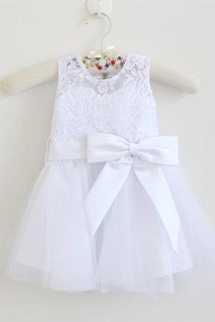 White Flower Girl Dress Baby Girls Dress Lace Tulle White Flower Girl Dress With Bows Sleeveless Knee-length D17