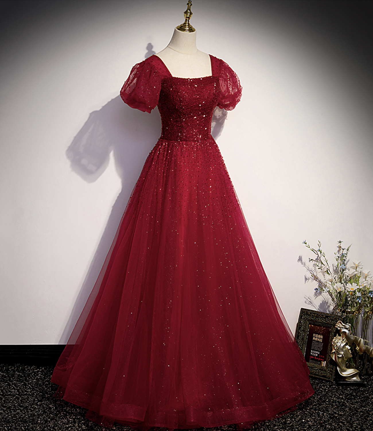 Sparkling Red Evening Gown With Puff Sleeves on Luulla